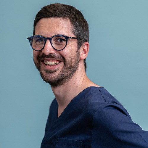 Dr Gonçalo MONTEIRO dentiste lyon