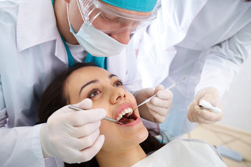 implant dentaire lyon 4
